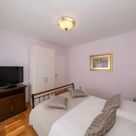 Villa Carina With Heated Pool Pridraga